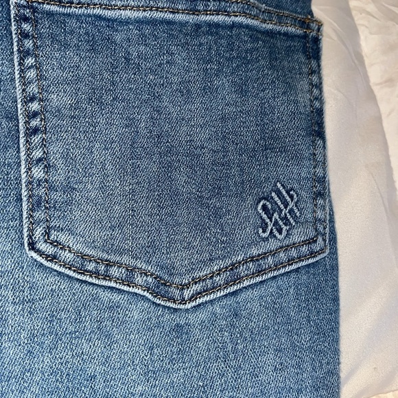 Matilda Jane Good Hart GH Virginia High Rise Jeans with Side Detail Size 8 - Picture 9 of 9